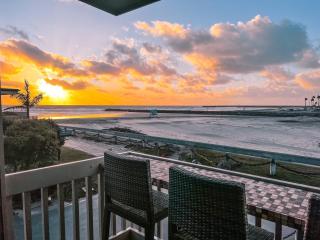 F14 - Tower 10 Oceanview Cottage - 7