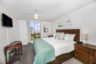 E208 - Ocean Overlook - Oceanside - 7