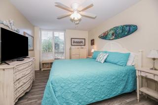 B106 - Tropical Paradise on the Beach - Oceanside - 0