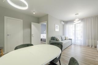 Petrovdom in apartment with a big dressing room center - Kiev - 5