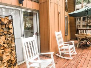 3 bdrm summer Chalet with AC & Pool Access - Arnold - 1