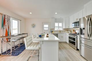 Pool and Mountain Views Palm Springs Home - 6