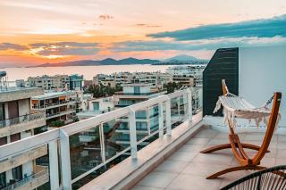 Suites with magical view & jacuzzi - Athens - 8