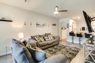 Brandon Duplex with Screened-In Porch and Pool Table! - Brandon - 6