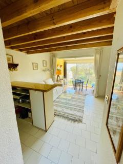 Bel appartement avec mezzanine, vue mer et piscine - Cogolin - 8