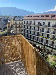 Studio refait à neuf en hypercentre avec balcon - Aix-les-Bains - 9