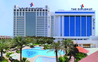 The Diplomat Radisson Blu Residence - Manama - 2
