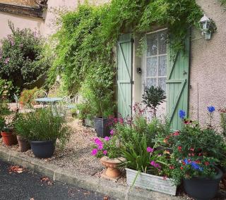 Maison La Roche Gite - LʼIsle-Jourdain - 0