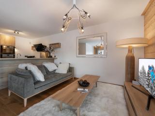 Appartement T4 à Courchevel, proche des pistes, avec terrasse, parking, et services inclus - FR-1-563-13 - Courchevel - 8