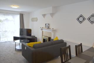 Lindrick Villa- 3BD Bunglow , Free parking- Long stays - Leicester - 9