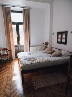 Vista Studio Brasov in the Heart of the Old City Center - Braşov - 9