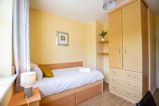 106 - The Townhouse by Shortstays - 8