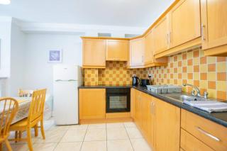 106 - The Townhouse by Shortstays - Galway - 3