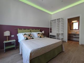 Toledo apARTment - Naples - 9
