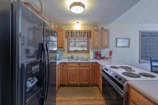 Poppy's Mountain House - Swanton - 1