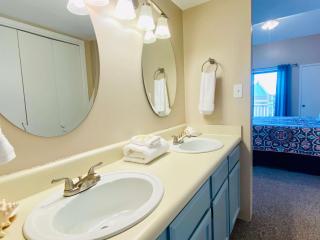 Sugar Beach 331 by ALBVR - Beautifully upgraded top floor condo with indirect beach view - Gulf Shores - 2
