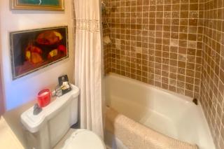 Bootlegger's Bohemian Loft - Anchorage - 3