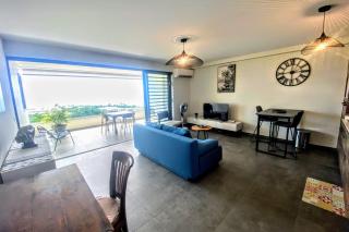 Near Papeete modern apartment with sea view - 3