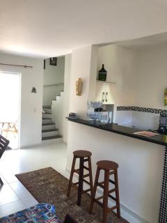 CASAS DUPLEX 2 QUARTOS na beira da praia de Figueira - Arraial do Cabo - RJ - Máx 5 hóspedes com 2 suítes, ou Máx 7 Hóspedes com sala de TV e churrasqueira - NÃO FORNECEMOS ROUPA DE CAMA E TOALHAS! - Arraial do Cabo - 4