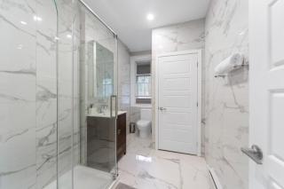 Stonewall Suites - 8