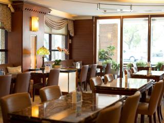 Hotel Dion - Taichung - 2