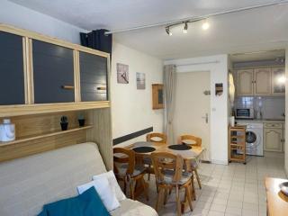 Charmant F2 à Balaruc-les-Bains, 2 étoiles, parking privé, idéal pour 4 personnes - FR-1-680-35 - Balaruc-les-Bains - 1
