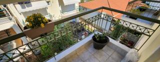 George`s Modern Apartment - Nea Plagia - 7