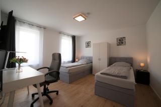 Schöne große Ferienwohnung 79m2 und 2 Bäder, Zentrumnah, 2OG - Erfurt - 3