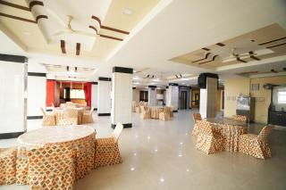 Hotel Lotus Inn near Udaipur City Railway Station - Udaipur - 8