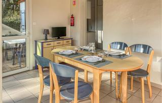 Awesome Home In La Faute Sur Mer - 7