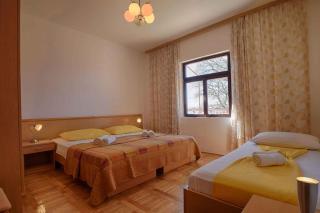 House Ana and Apartments in Seline Paklenica Riviera 26762 - Starigrad-Paklenica - 3