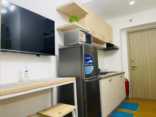 Grace Residences 1 Bedroom With Balcony Bgc View Netflix - Manila - 2