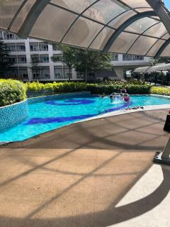 Grace Residences 1 Bedroom With Balcony Bgc View Netflix - Manila - 4