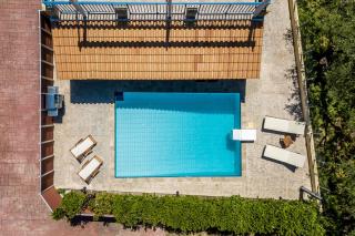 Villa Rosemarie - Luxurious Villa with Pool Just Steps Away from the Sea - Psarou - 6