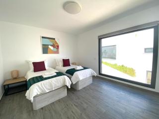 Cairnvillas Villa Flow C40 Luxury Villa with Private Swimming Pool near Beach - 1