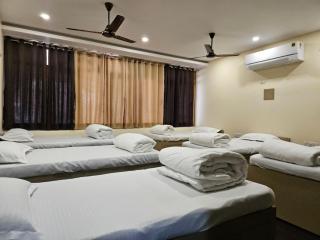 Hotel Padmini International- Sigra - Kakarmatha - 6
