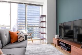 Loop Studio w Gym Pool nr Chicago Riverwalk CHI-240 - 8