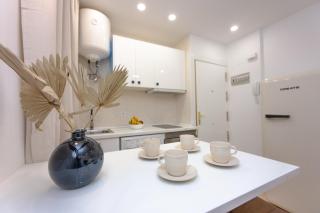 For Your Rentals Coqueto y elegante apartamento TEMPORAL cerca Politécnica de Madrid VAL1041 - 3