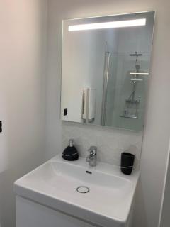 Studio climatisé et tout équipé - 3