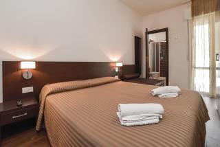 HOTEL DIAMANTE - Cesenatico - 9