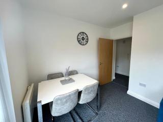 Lorne Park Road, Bournemouth - Bournemouth - 4