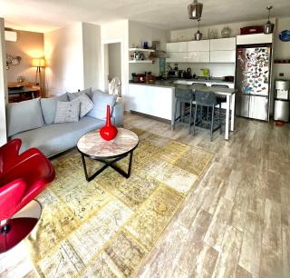 Cute Bodrum Home, Modern 2 plus 1 stand alone house with garden, near the beach - Bodrum - 5