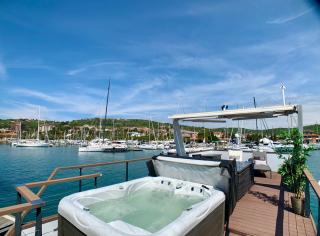 BellaVista HouseBoat Apartment Portorose - 9