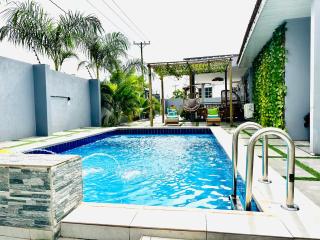 Luxurious Villa with Private Pool Hot Tub and Bar - Apenkwa - 5
