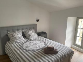 HOME ET HOLIDAY Le Petit Verdot - Viviers - 4