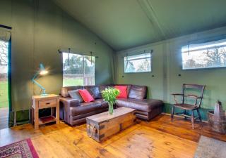 Hebog Glamping Lodge - Talybont - 3