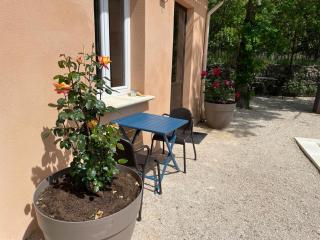 Dépendance cosy avec petit déjeuner entre Gordes et l'Isle sur la Sorgue - Lagnes - 6
