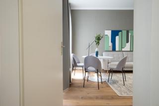Spacious cosy apartment with a balcony and a king-size bed 15 minutes away from Stephansdom - Vienna - 7