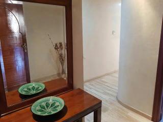 Superbe Appart Marrakech 2 chambres avec piscine, en plein centre à 3min de Guelliz, de la gare - 2