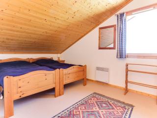 Charmant appartement 4 pièces, 8 pers, balcon sud, proche pistes, animaux acceptés! - FR-1-411-456 - 2